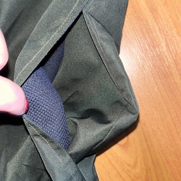 Cutter and Buck men’s Eckrich pullover size XL - Picture 10 of 10